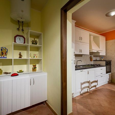 קאסטלמארה דל גולפו Villa Oasi Del Relax מראה חיצוני תמונה