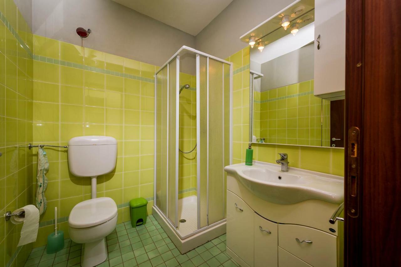 קאסטלמארה דל גולפו Villa Oasi Del Relax מראה חיצוני תמונה