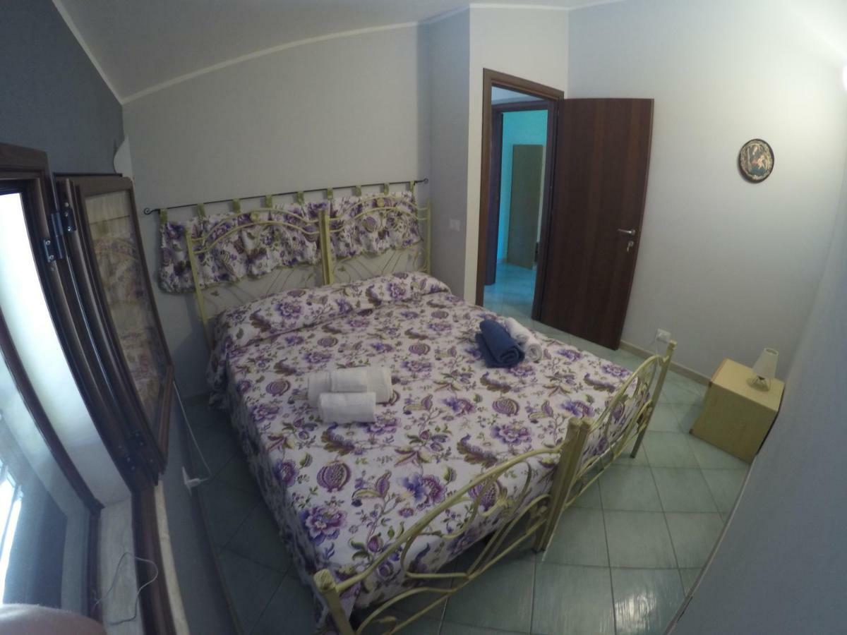 קאסטלמארה דל גולפו Villa Oasi Del Relax מראה חיצוני תמונה